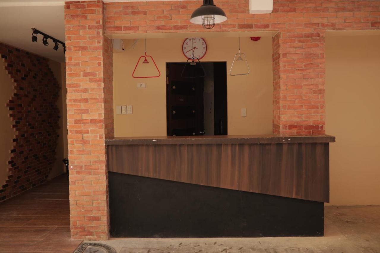 Cerca Hotel Balabag  Exterior photo